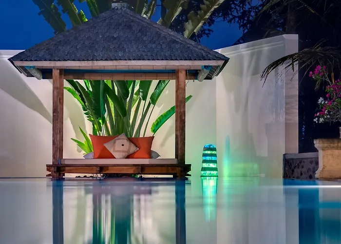 Bali Luxury Boutique And Tanah Lot