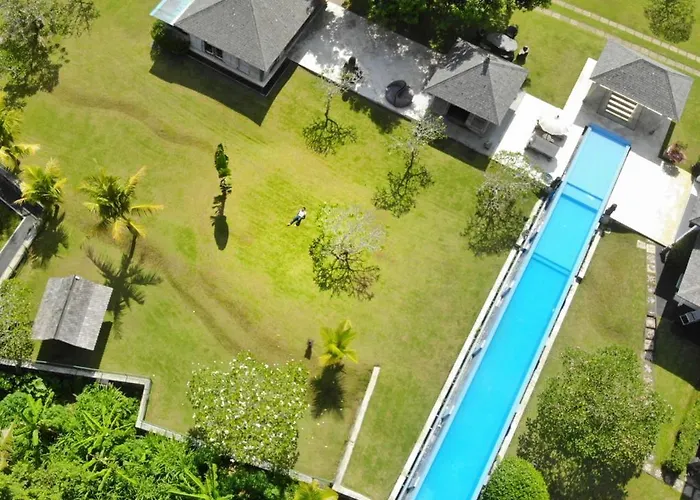 Bali Luxury Boutique And 4* Tanah Lot