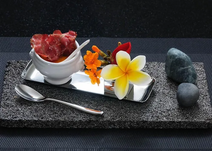 Bali Luxury Boutique And Resort 4*