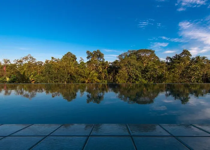 Bali Luxury Boutique And 4* Tanah Lot
