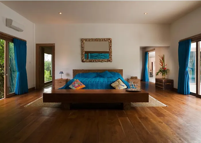 Bali Luxury Boutique And Resort 4*